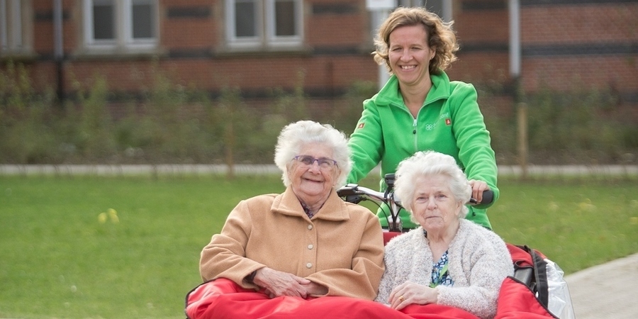 Fietstochtje met de riksja Fietstochtje met de riksja